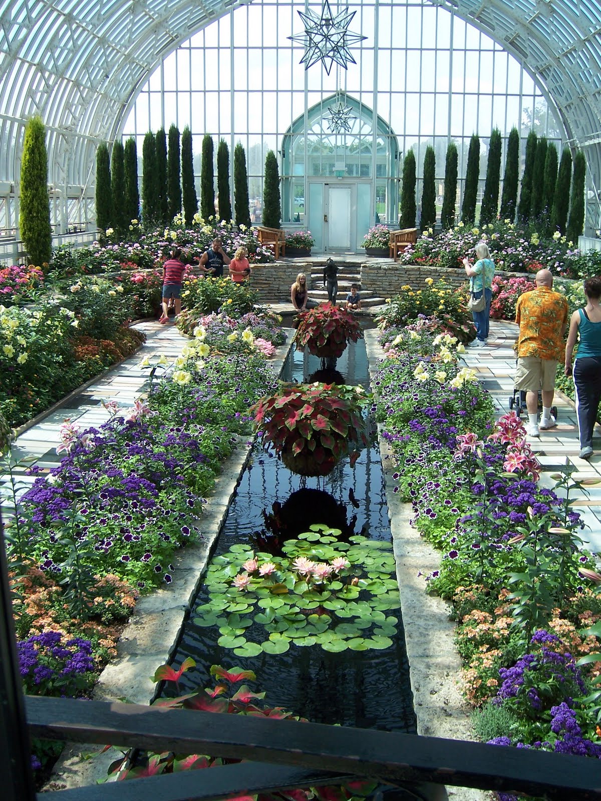 Check out all the Como Park Zoo and Conservatory has to offer BOOMSbeat