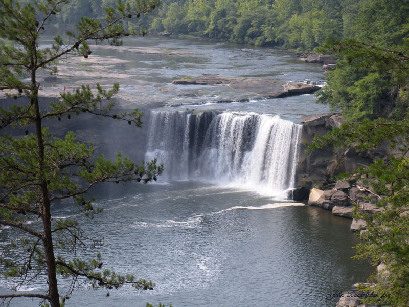 Web the cumberland trail follows a line of pristine high ridges and deep gorges lying along tennessee’s cumberland plateau, linking state park lands, state natural areas, wildlife management areas, and national parks. Mystery Couple Seen At Cumberland Falls The Crypto Crew
